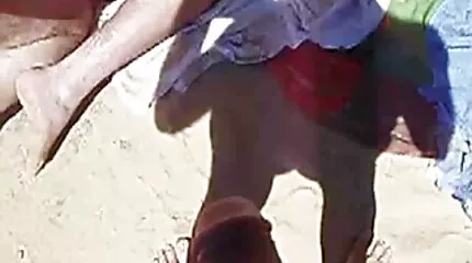 Ázsiai szokott alkudozni a torok szopással és hazi porno videok a puncijával.